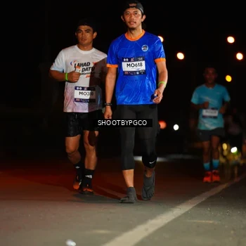 Runner Photo 7803870