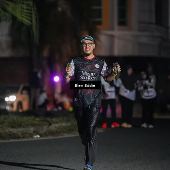 Runner Photo 7803903