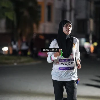Runner Photo 7803905