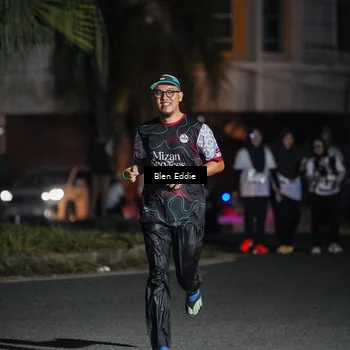 Runner Photo 7803914