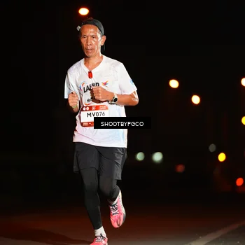 Runner Photo 7803940