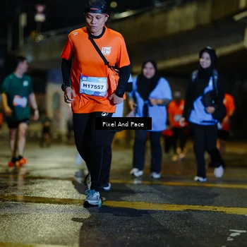 Runner Photo 7803945