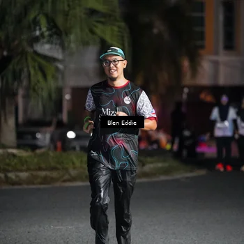 Runner Photo 7803946