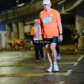 Runner Photo 7803964