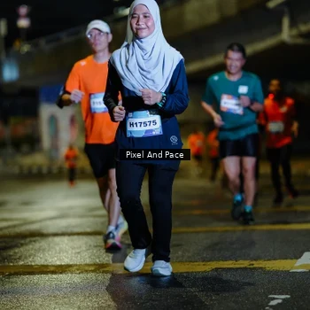 Runner Photo 7803976