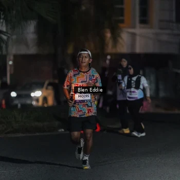 Runner Photo 7803977