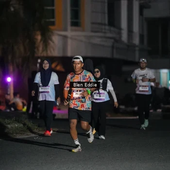Runner Photo 7803979