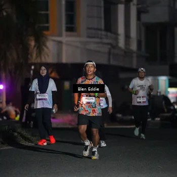 Runner Photo 7803995