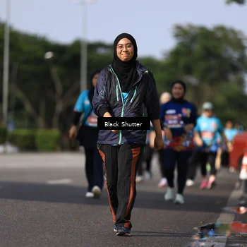 Runner Photo 7804011