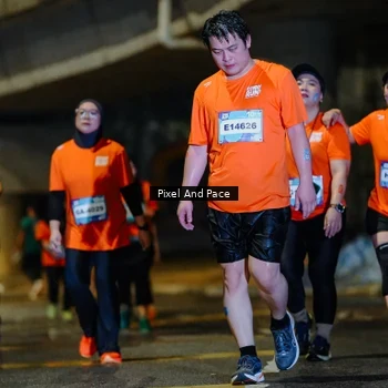 Runner Photo 7804042