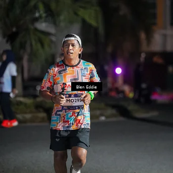 Runner Photo 7804051