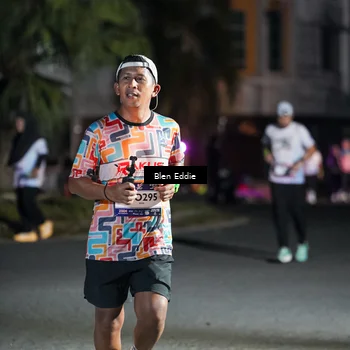 Runner Photo 7804053