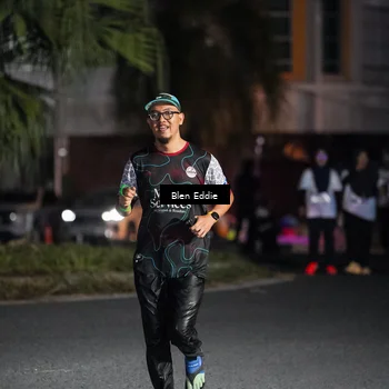 Runner Photo 7804054