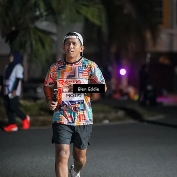 Runner Photo 7804067