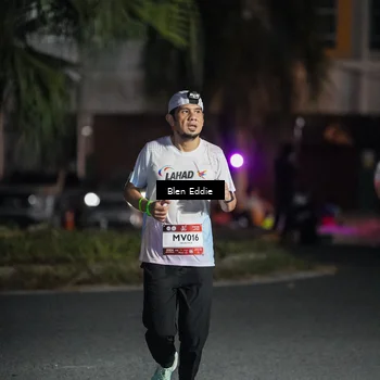 Runner Photo 7804091
