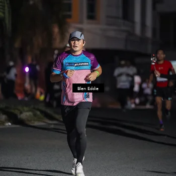 Runner Photo 7804137