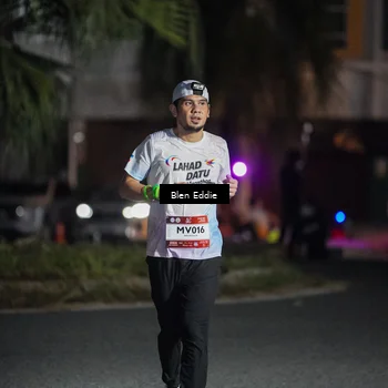 Runner Photo 7804140