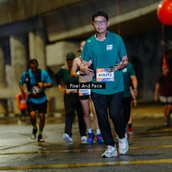 Runner Photo 7804141