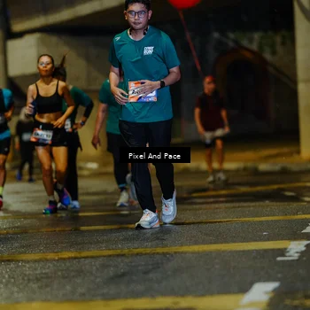 Runner Photo 7804145