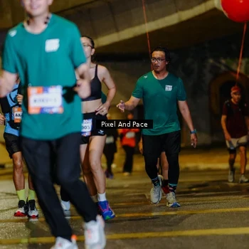 Runner Photo 7804175
