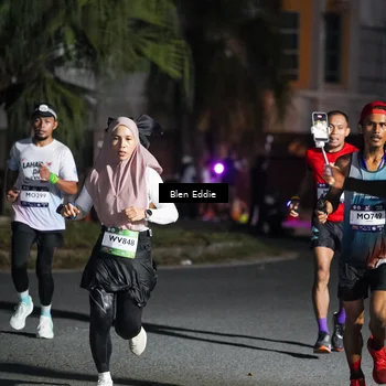 Runner Photo 7804178
