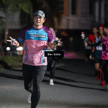Runner Photo 7804182