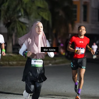 Runner Photo 7804199