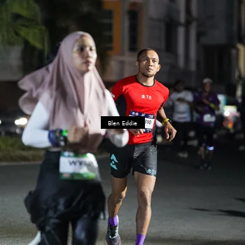 Runner Photo 7804208