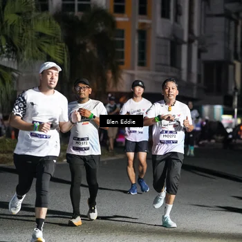 Runner Photo 7804242