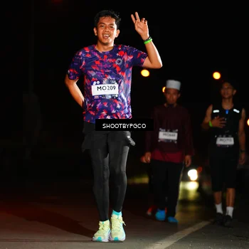 Runner Photo 7804244
