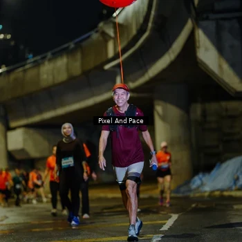 Runner Photo 7804248
