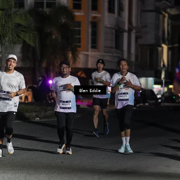 Runner Photo 7804260