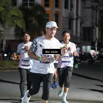 Runner Photo 7804263