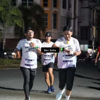 Runner Photo 7804274