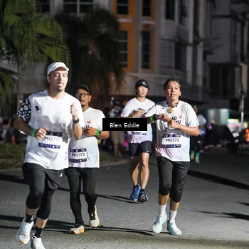 Runner Photo 7804275