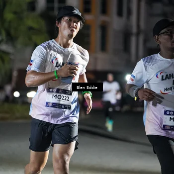 Runner Photo 7804280
