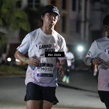 Runner Photo 7804293