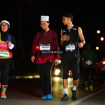Runner Photo 7804311