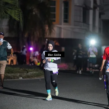 Runner Photo 7804361