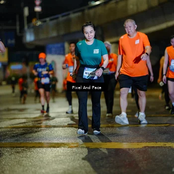Runner Photo 7804365