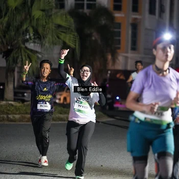 Runner Photo 7804377