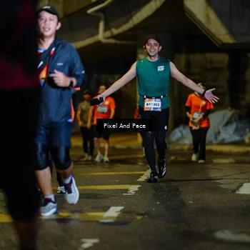 Runner Photo 7804408
