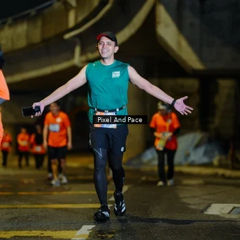 Runner Photo 7804411