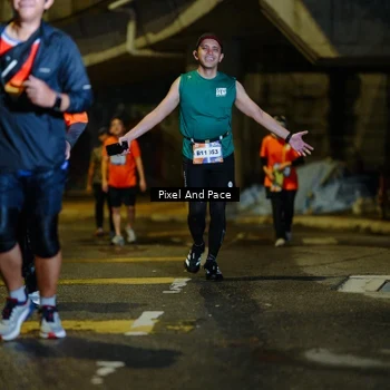 Runner Photo 7804423