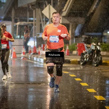 Runner Photo 7804472