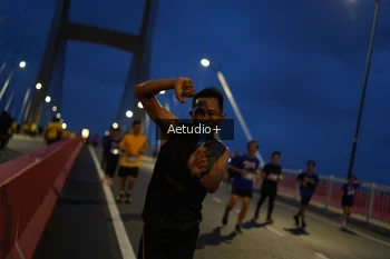 Runner Photo 780448