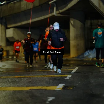 Runner Photo 7804578