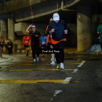 Runner Photo 7804639