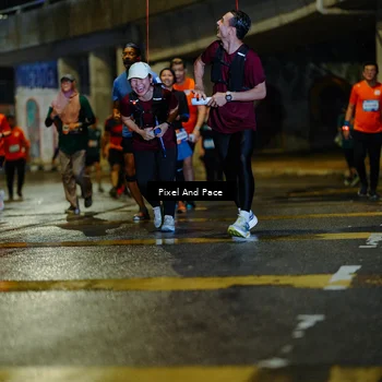 Runner Photo 7804664