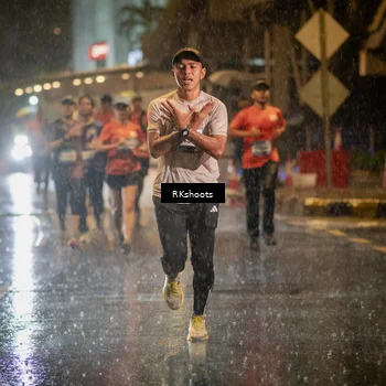 Runner Photo 7804673